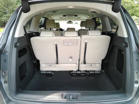 Used 2025 Honda Odyssey Touring image 8