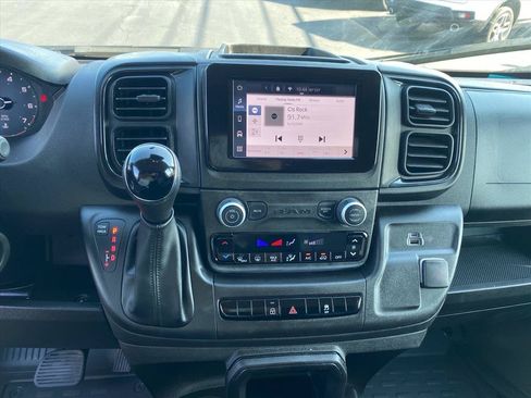 Used 2026 RAM ProMaster 2500 w/ Convenience Group FWD image 11