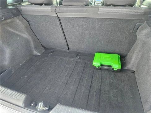 Used 2017 Hyundai Elantra GT image 6