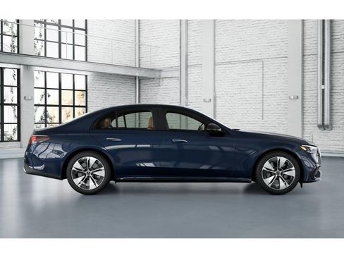 New 2026 Mercedes-Benz E 450 4MATIC Sedan image 2