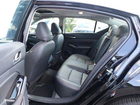 Used 2025 Nissan Altima 2.5 SR w/ SR Premium Package AWD/4WD image 20