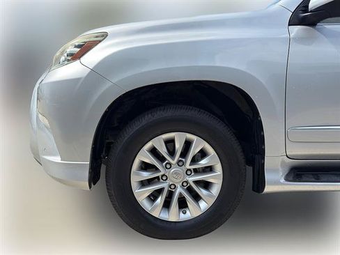 Used 2015 Lexus GX 460 w/ Premium Package AWD/4WD image 2