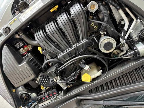 Used 2010 Chrysler PT Cruiser w/ Convenience Group image 30