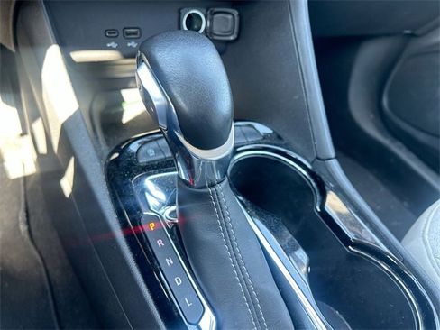 Used 2024 Buick Encore GX Preferred image 23