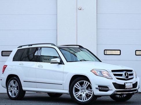 Used 2015 Mercedes-Benz GLK 350 GLK 350 4MATIC AWD 4dr SUV image 1