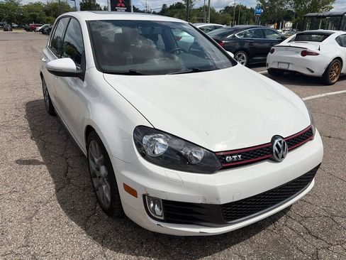 Used 2013 Volkswagen Golf 4-Door FWD image 3