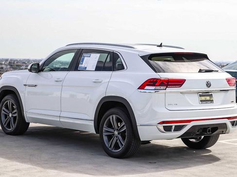 Used 2022 Volkswagen Atlas Cross Sport SEL R-Line image 6