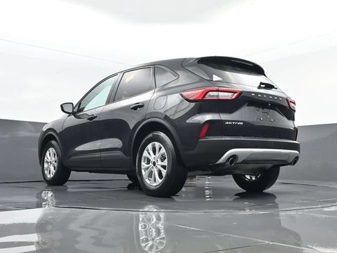 Used 2025 Ford Escape Active AWD/4WD image 22