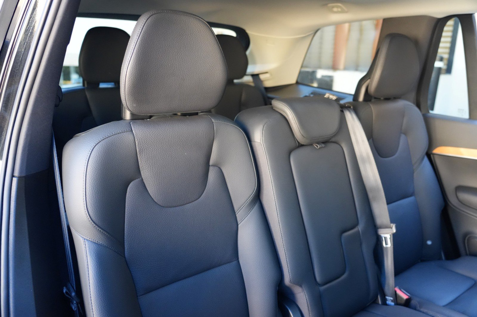 Used 2023 Volvo XC90 T8 Plus AWD/4WD image 46