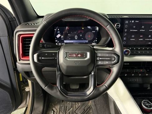 Used 2024 GMC Canyon AT4X AWD/4WD image 34