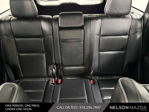 Used 2019 Jeep Grand Cherokee Overland RWD image 34