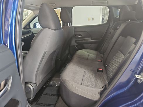 Used 2025 Nissan Kicks SV image 11