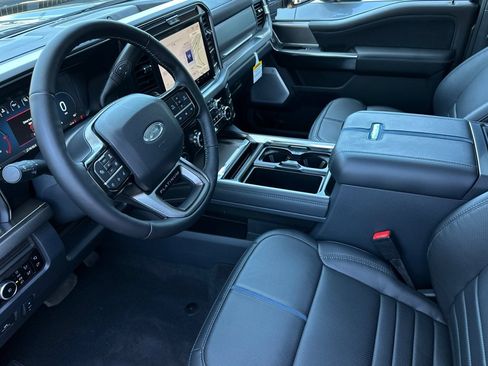 New 2026 Ford F250 Platinum AWD/4WD image 9