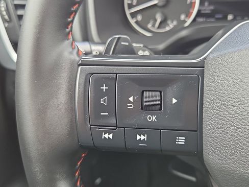 Certified 2025 Nissan Rogue SV image 13