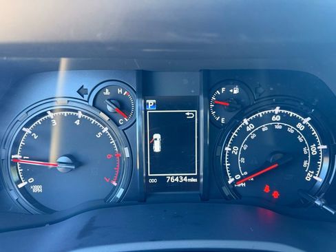 Used 2022 Toyota 4Runner SR5 Premium AWD/4WD image 16