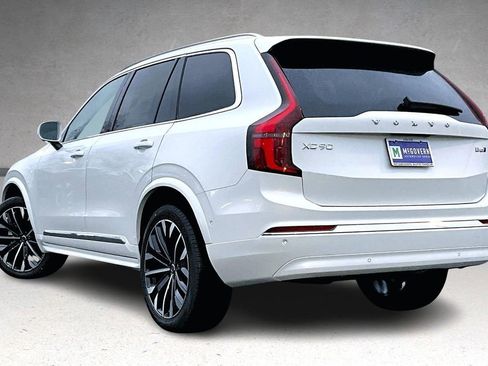 New 2026 Volvo XC90 B6 Ultra image 3