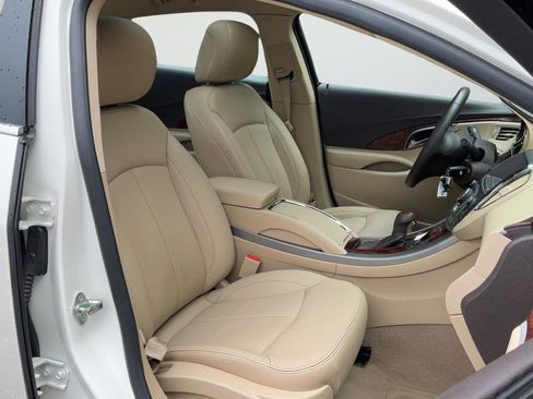 Used 2011 Buick LaCrosse CXL FWD image 20