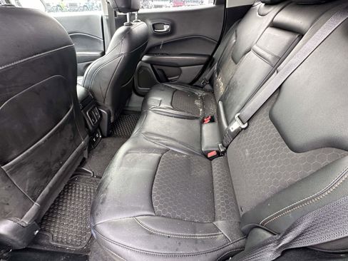 Used 2018 Jeep Compass Latitude w/ Popular Equipment Group image 12