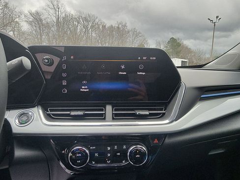 New 2026 Chevrolet Trax LT w/ Driver Confidence Package image 17