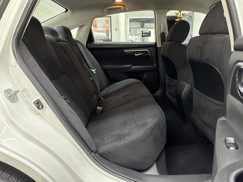 Used 2014 Nissan Altima 2.5 S w/ Display Audio Package image 15