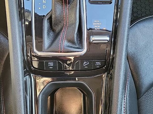 Used 2022 Jeep Compass Trailhawk image 9