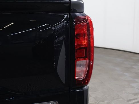 Used 2026 GMC Sierra 1500 Elevation w/ Preferred Package image 17