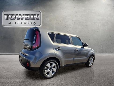 Used 2017 Kia Soul FWD image 5