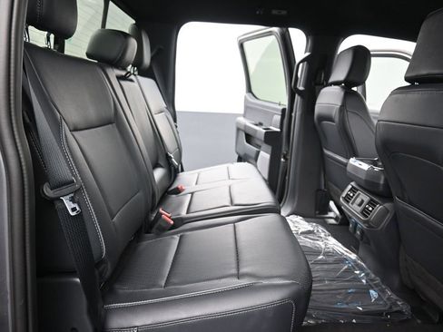 New 2025 Ford F150 Lariat w/ Equipment Group 501A Mid image 10