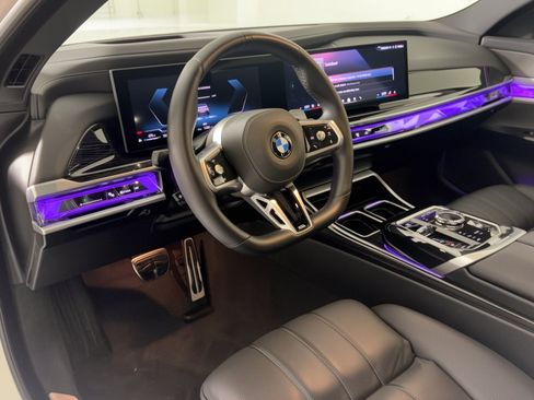 Used 2026 BMW 740i RWD image 4