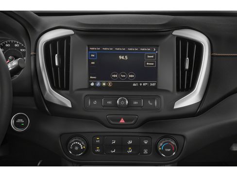 Used 2018 GMC Terrain SLE w/ Driver Convenience Package image 10