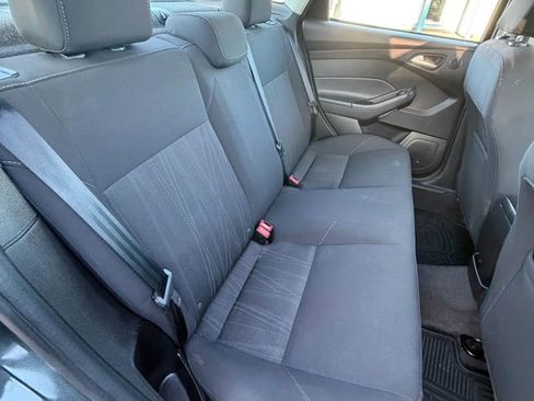 Used 2017 Ford Focus SEL w/ Interior Protection Package FWD image 16