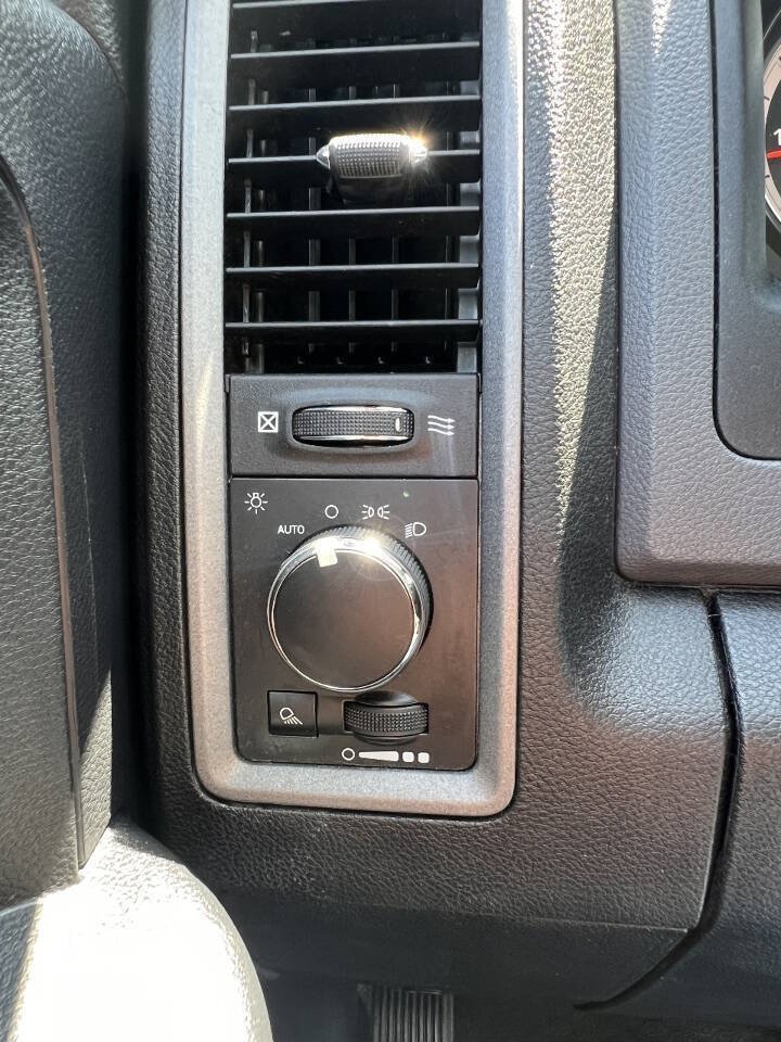 Used 2016 RAM 1500 Tradesman w/ Popular Equipment Group AWD/4WD image 21