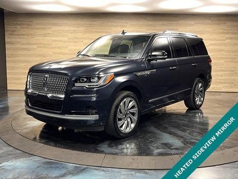 Used 2022 Lincoln Navigator Reserve image 6