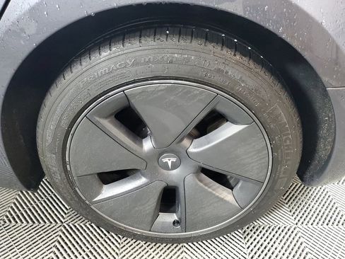 Used 2021 Tesla Model 3 Long Range image 10