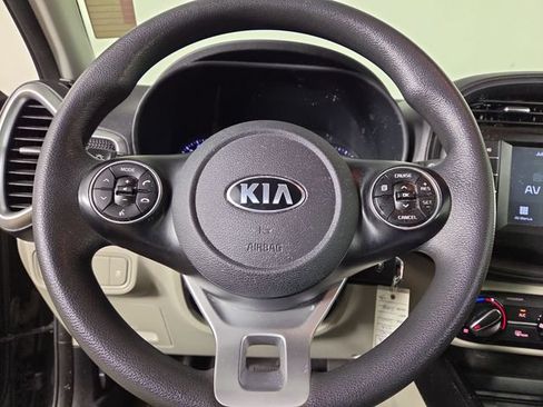 Used 2020 Kia Soul LX FWD image 22