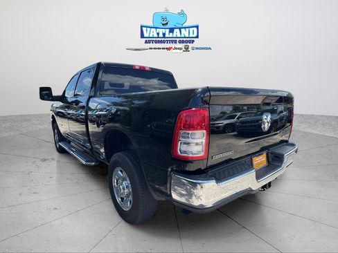 Certified 2024 RAM 2500 Big Horn w/ Bed Utility Group AWD/4WD image 9
