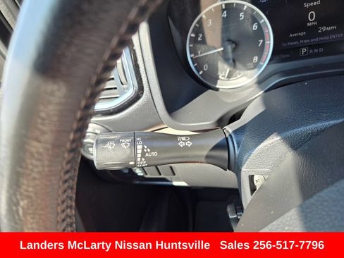 Used 2023 Nissan Titan Platinum Reserve w/ Moonroof Package AWD/4WD image 31