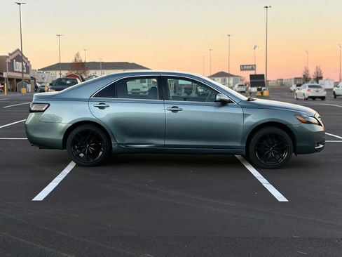 Used 2009 Toyota Camry SE image 6