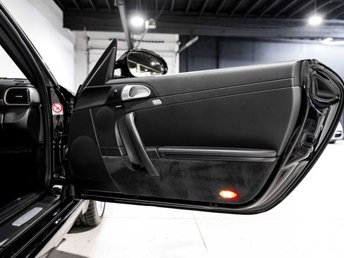 Used 2009 Porsche 911 Carrera RWD image 23