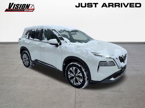 Used 2023 Nissan Rogue SV image 7