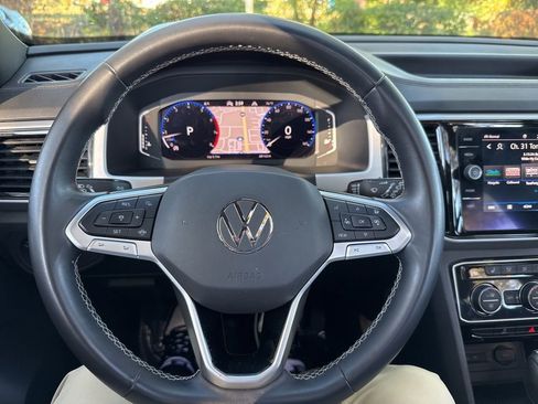 Used 2021 Volkswagen Atlas Cross Sport SEL image 29