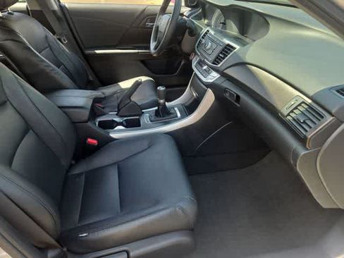 Used 2014 Honda Accord EX image 22