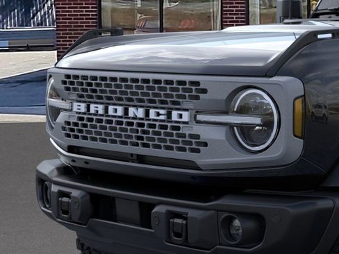 New 2025 Ford Bronco Badlands image 19