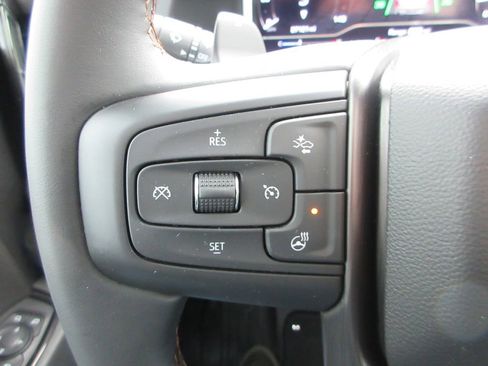 Certified 2023 GMC Sierra 1500 AT4 w/ AT4 Premium Package image 32