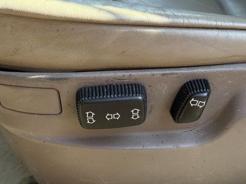 Used 1997 BMW 840Ci RWD image 22