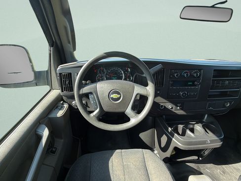Used 2021 Chevrolet Express 2500 w/ Driver Convenience Package RWD image 15