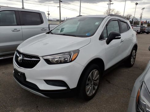 Used 2019 Buick Encore Preferred image 2