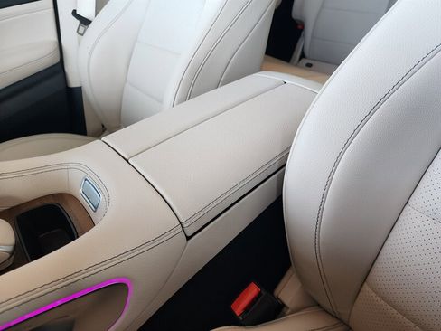 Used 2023 Mercedes-Benz GLE 350 4MATIC w/ AMG Line Exterior image 59