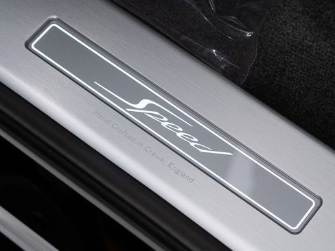 New 2026 Bentley Bentayga Speed image 13