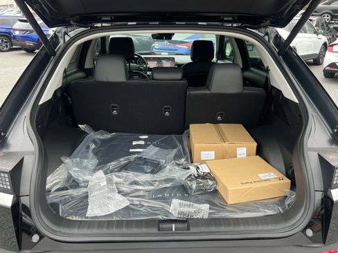 New 2026 Hyundai Ioniq 5 SEL image 13